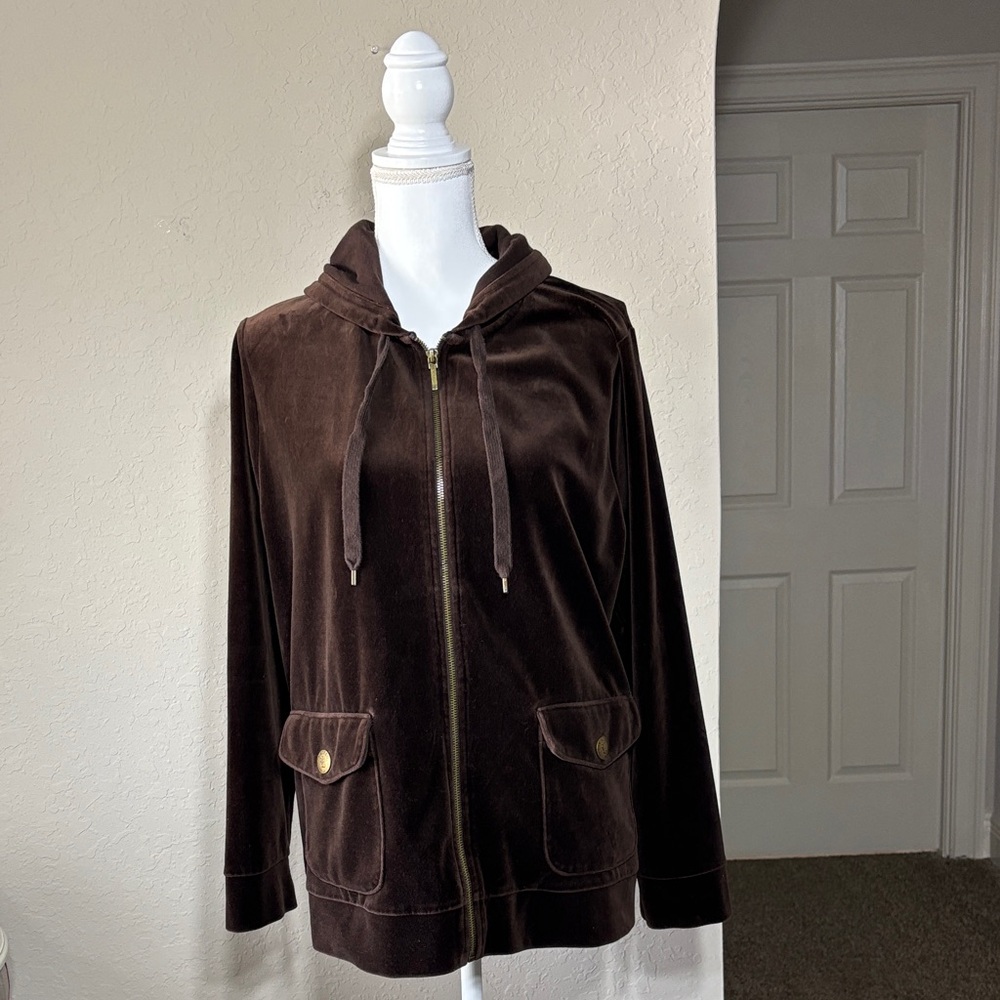 Ralph Lauren Women’s Vintage Hoodie Dark Brown Velvet Jacket. Size XL